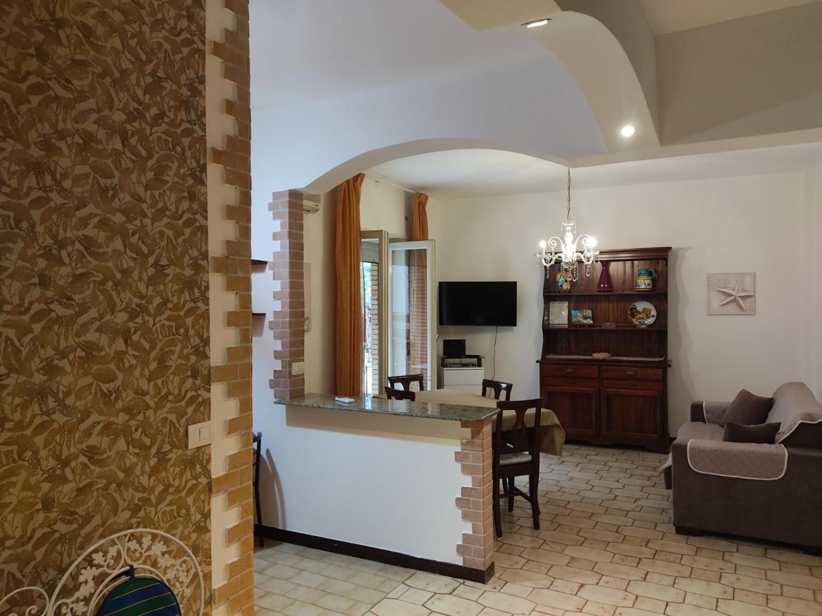 Vallese Holiday Home Apartment Maiori Bagian luar foto